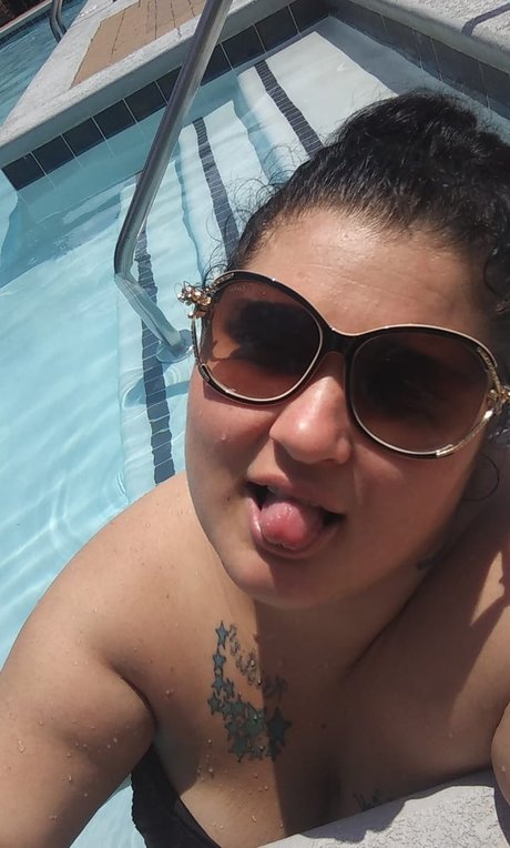 Foto di nudo di fuga di OnlyFans di Cuban Mamii