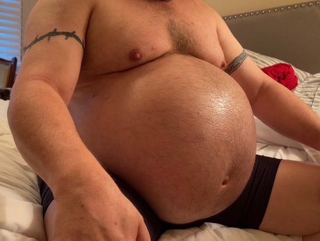 Foto di nudo di fuga di OnlyFans di Ballbelly Gainer Bear