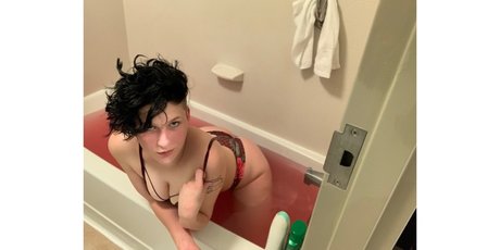 Goddessnikkigreyson
