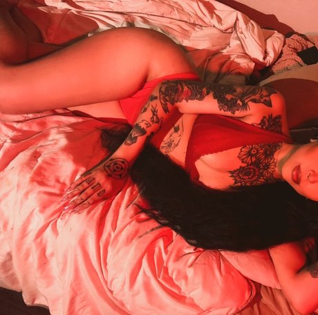 Foto di nudo di fuga di OnlyFans di Whisper