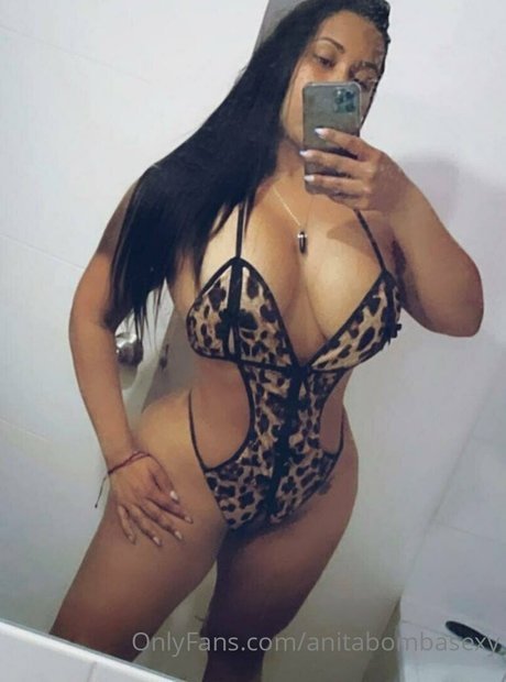 Anitabombasexy