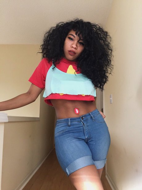 Foto di nudo di fuga di OnlyFans di Kiera Please