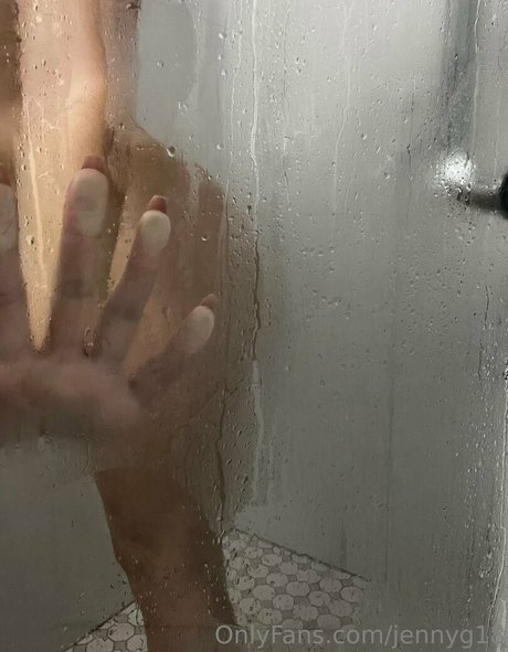 Foto di nudo di fuga di OnlyFans di Jennyg18