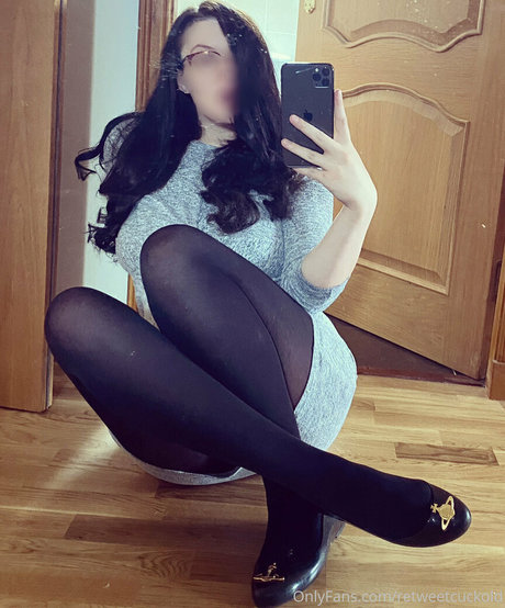 Retweetcuckold