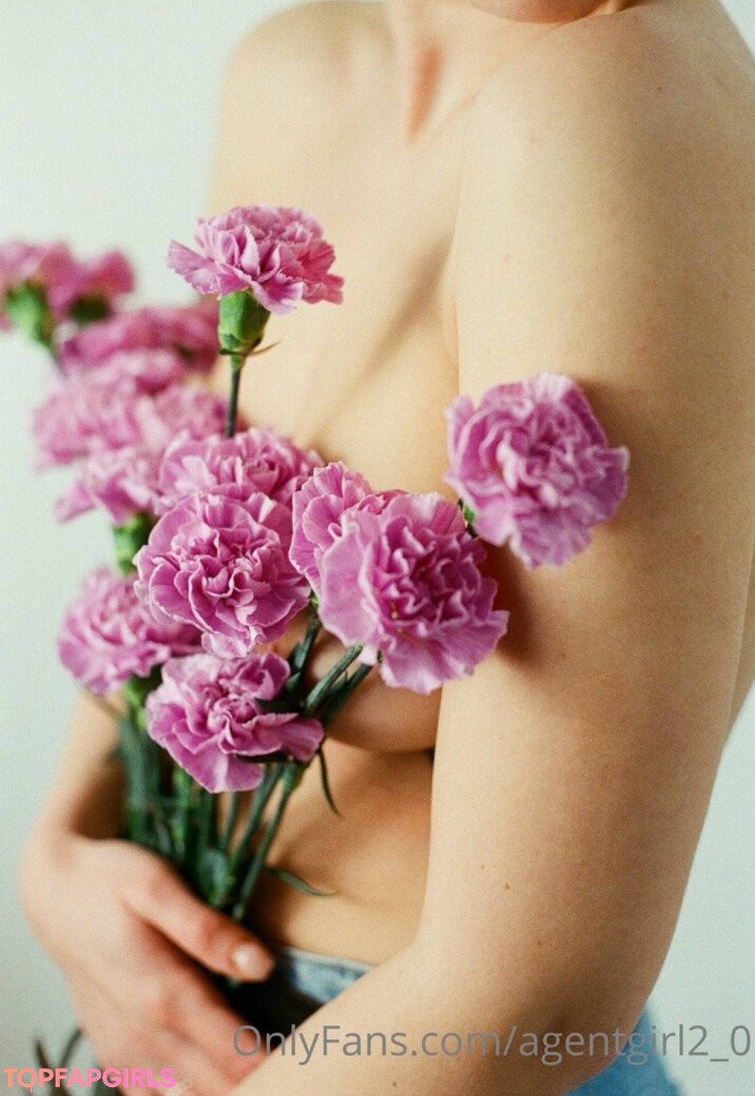 Foto di nudo di fuga di OnlyFans di Agentgirl20 #52 Foto di nudo di fuga di OnlyFans di Agentgirl20 #52