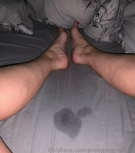 Foto di nudo di fuga di OnlyFans di Prettypregnant35