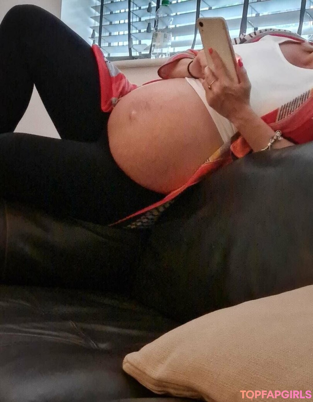 Foto di nudo di fuga di OnlyFans di Prettypregnant35 #51 Foto di nudo di fuga di OnlyFans di Prettypregnant35 #51