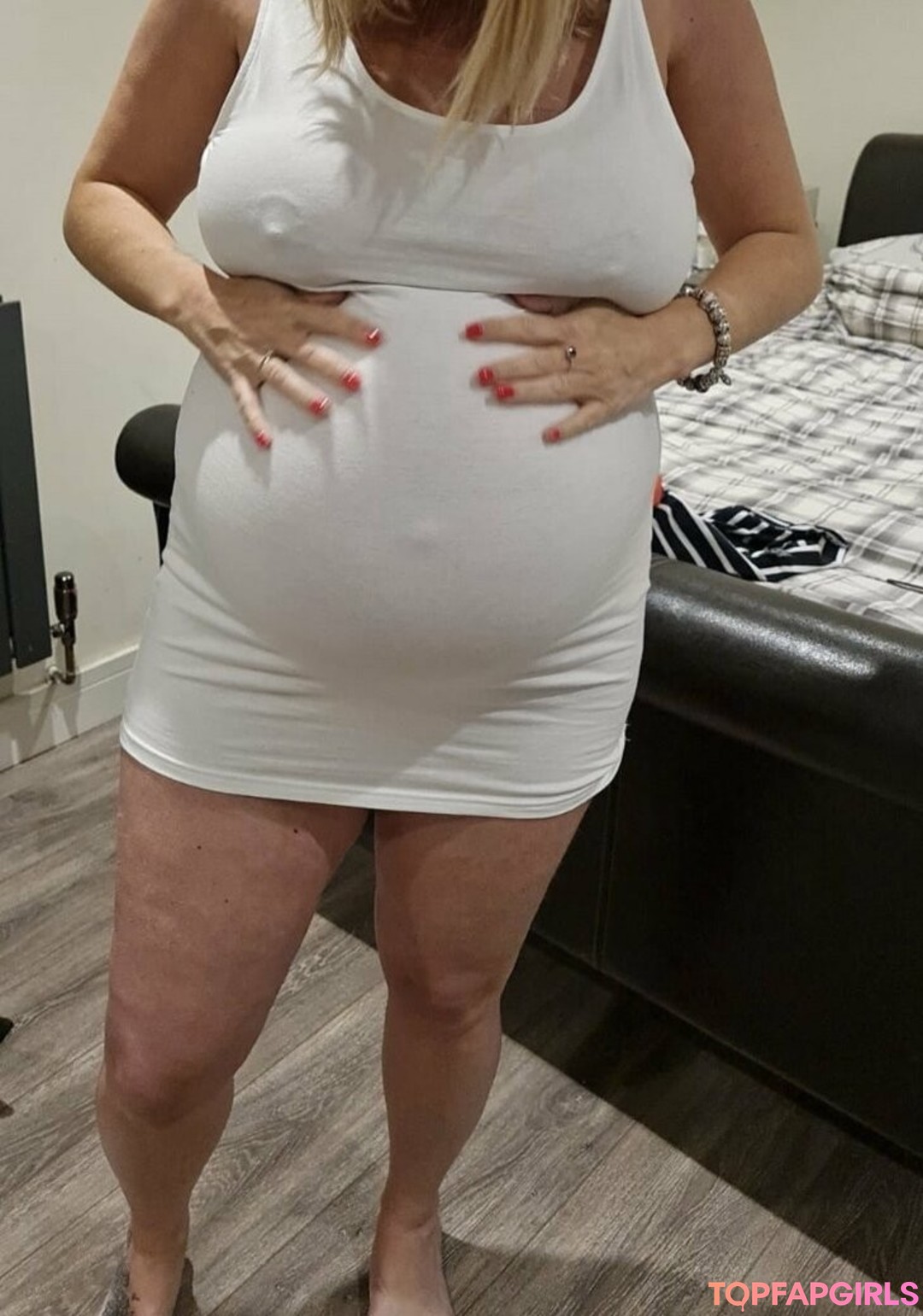 Foto di nudo di fuga di OnlyFans di Prettypregnant35 #53 Foto di nudo di fuga di OnlyFans di Prettypregnant35 #53