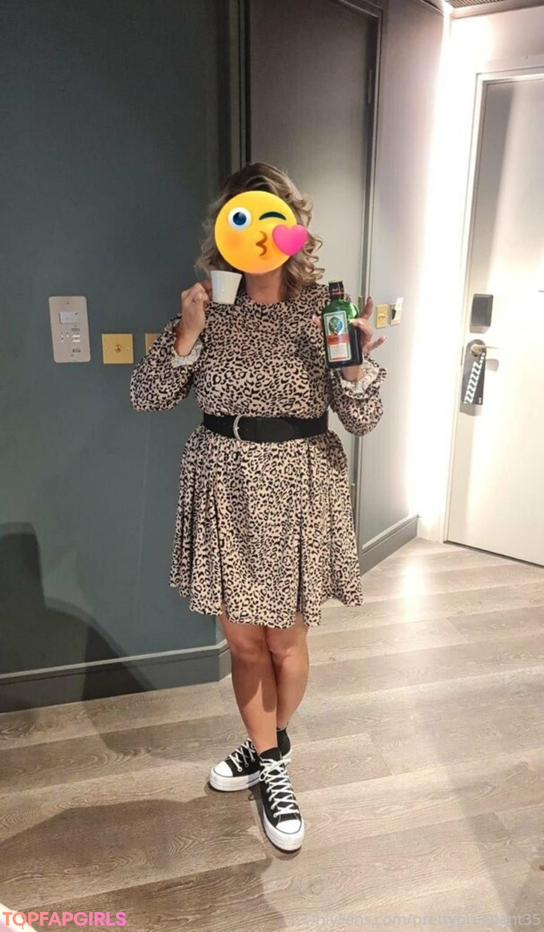 Foto di nudo di fuga di OnlyFans di Prettypregnant35 #73 Foto di nudo di fuga di OnlyFans di Prettypregnant35 #73