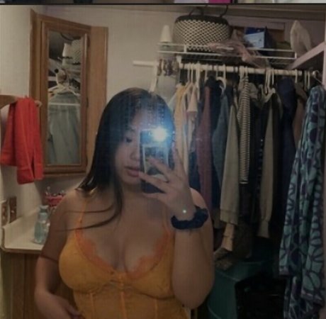 Foto di nudo di fuga di OnlyFans di Sarahkhang