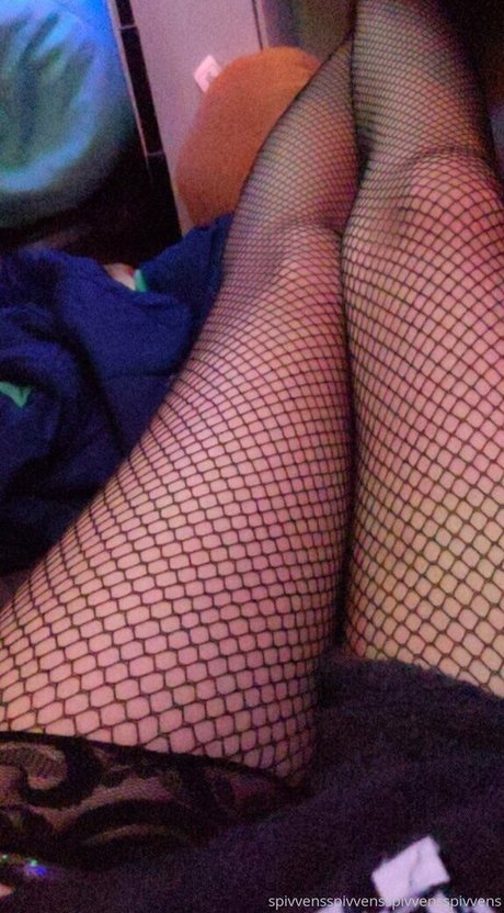 Foto di nudo di fuga di OnlyFans di Spivvens