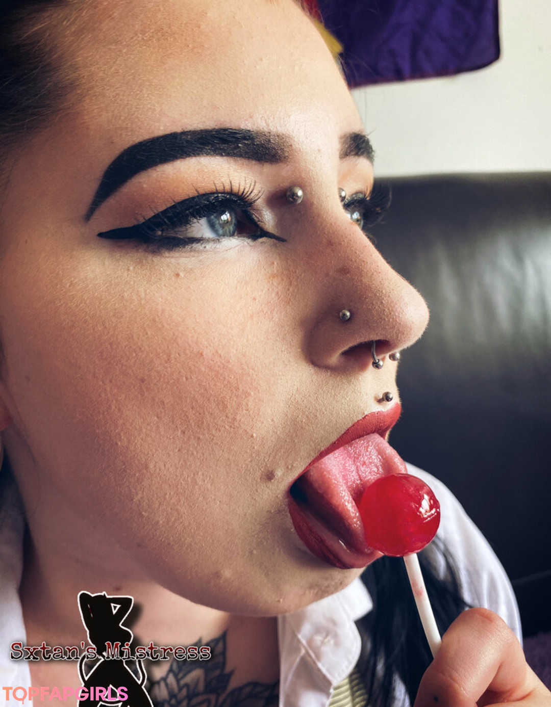 Foto di nudo di fuga di OnlyFans di Sxatansmistressfree #15 Foto di nudo di fuga di OnlyFans di Sxatansmistressfree #15