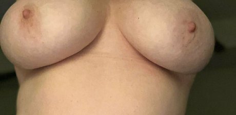 Foto di nudo di fuga di OnlyFans di Naturalgurl