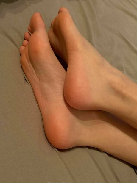 Foto di nudo di fuga di OnlyFans di Lauraaloove