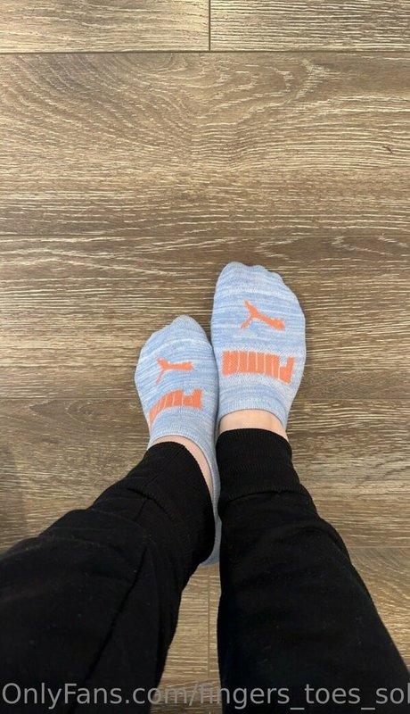 Foto di nudo di fuga di OnlyFans di Fingerstoessolesfree