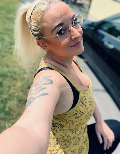 Foto di nudo di fuga di OnlyFans di Mrstittykatty