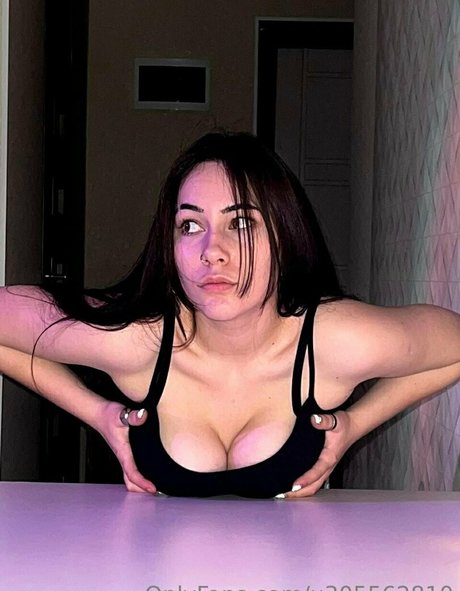 Foto di nudo di fuga di OnlyFans di Babyuntouchable