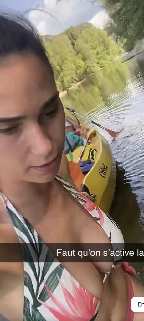 Foto di nudo di fuga di OnlyFans di Laura Petard
