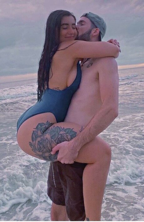 Foto di nudo di fuga di OnlyFans di Kierraaaahh