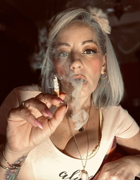 Miss-hazel80