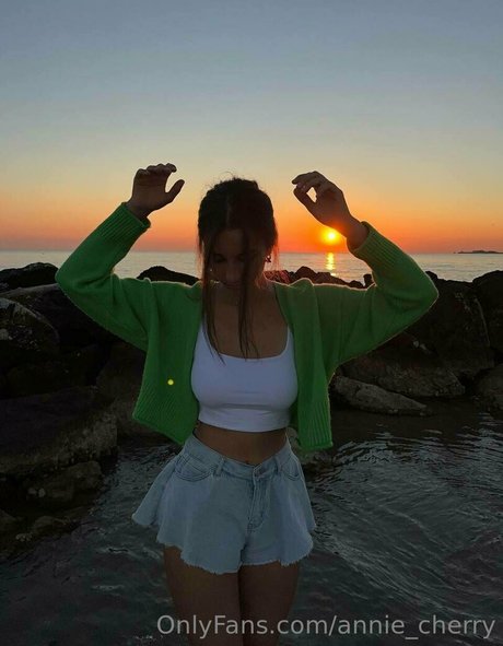 Annie_cherry