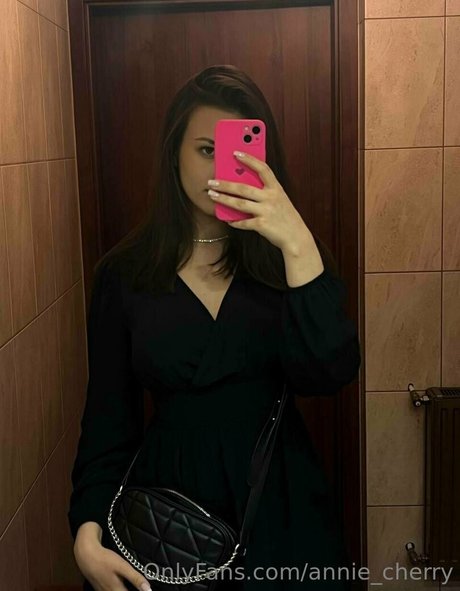 Annie_cherry