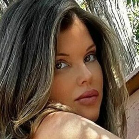 Foto di nudo di fuga di OnlyFans di Donna Derrico