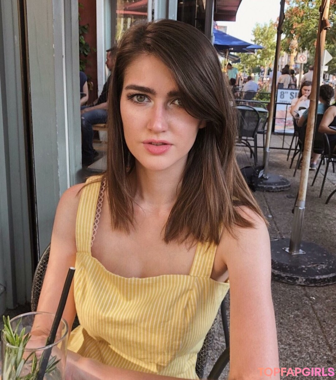 Foto di nudo di fuga di OnlyFans di Bailey Moon #6 Foto di nudo di fuga di OnlyFans di Bailey Moon #6