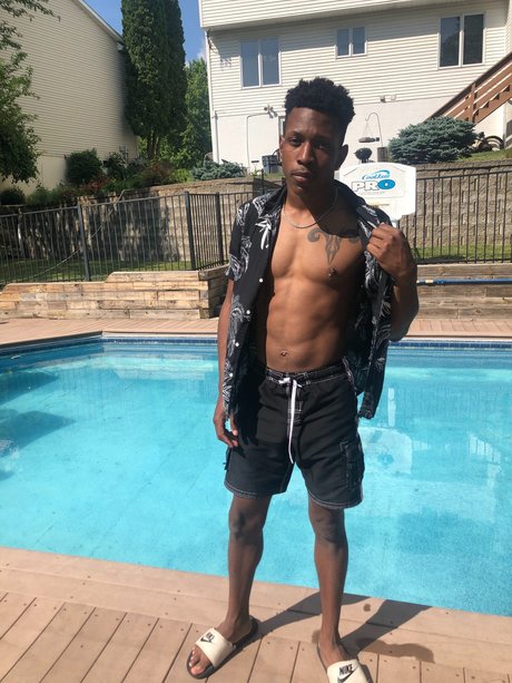 Foto di nudo di fuga di OnlyFans di Sinner