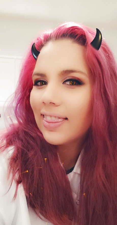 Foto di nudo di fuga di OnlyFans di Notgirlee702