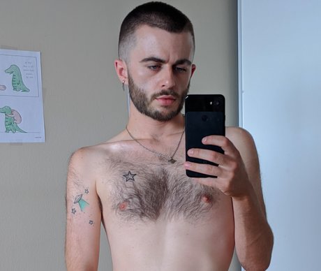 Foto di nudo di fuga di OnlyFans di Nolan