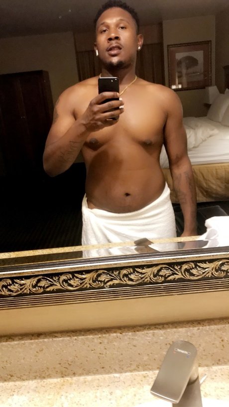 Foto di nudo di fuga di OnlyFans di Jpthafreeak