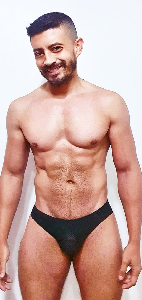 Foto di nudo di fuga di OnlyFans di Gay Activo