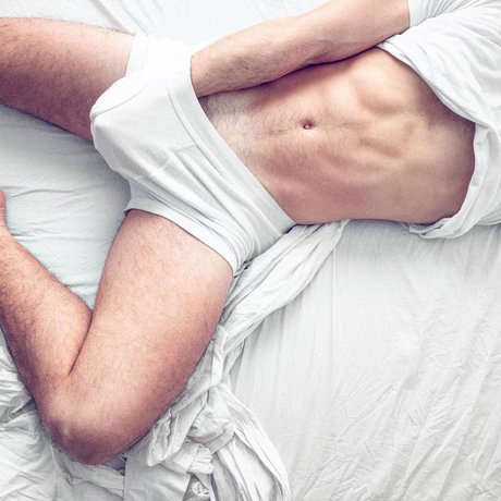Foto di nudo di fuga di OnlyFans di Pablo Paker