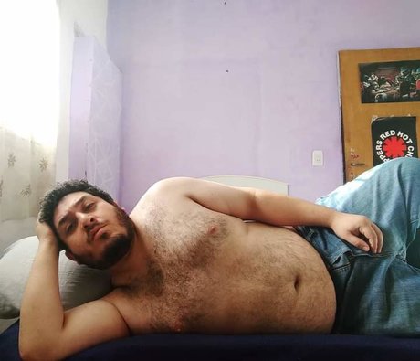 Foto di nudo di fuga di OnlyFans di Daniel Bear