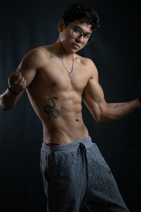 Foto di nudo di fuga di OnlyFans di Alan Ruiz