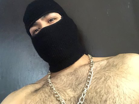 Foto di nudo di fuga di OnlyFans di O R E D