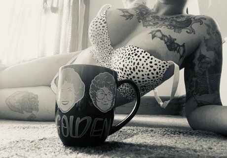 Foto di nudo di fuga di OnlyFans di Oona Moon