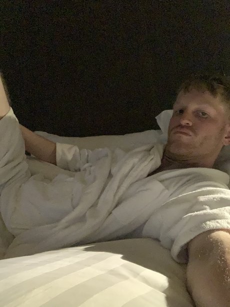Foto di nudo di fuga di OnlyFans di Patrick Beck