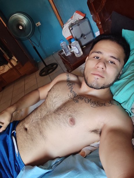 Foto di nudo di fuga di OnlyFans di Pato20