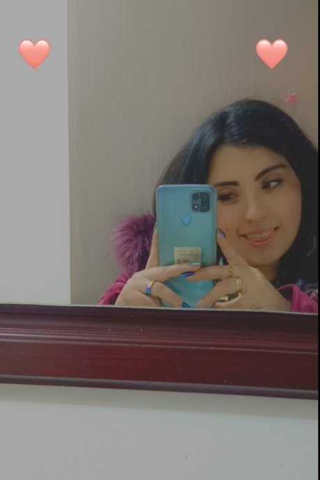 Foto di nudo di fuga di OnlyFans di Penlope Valle