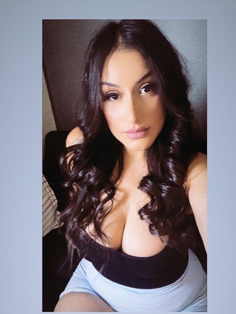 Foto di nudo di fuga di OnlyFans di Paris