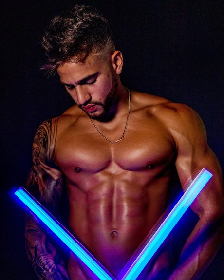 Foto di nudo di fuga di OnlyFans di Antony Walker