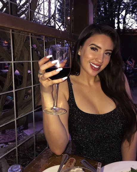 Foto di nudo di fuga di OnlyFans di Ashley Renae