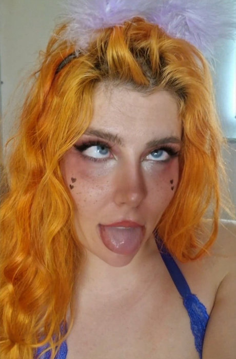 Foto di nudo di fuga di OnlyFans di Peaches  