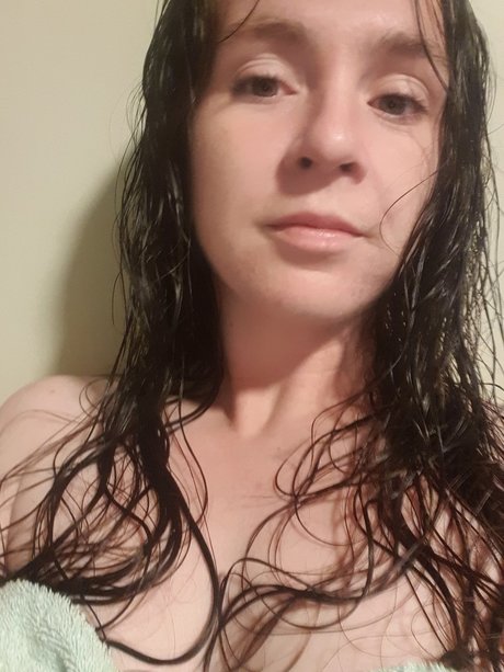 Foto di nudo di fuga di OnlyFans di Peach