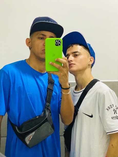 Foto di nudo di fuga di OnlyFans di Javierampampjhon
