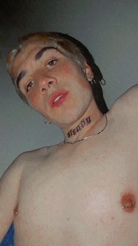 Foto di nudo di fuga di OnlyFans di Phollo Free