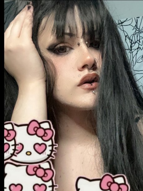 Foto di nudo di fuga di OnlyFans di Mer 