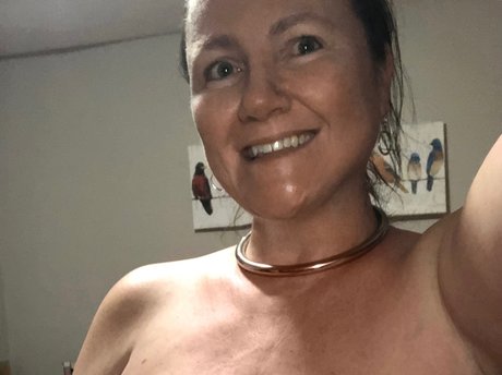 Foto di nudo di fuga di OnlyFans di Angela